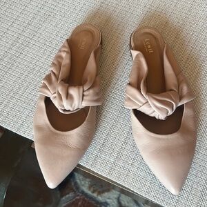 LEWIT , SIZE 35.5 leather made in very good condition